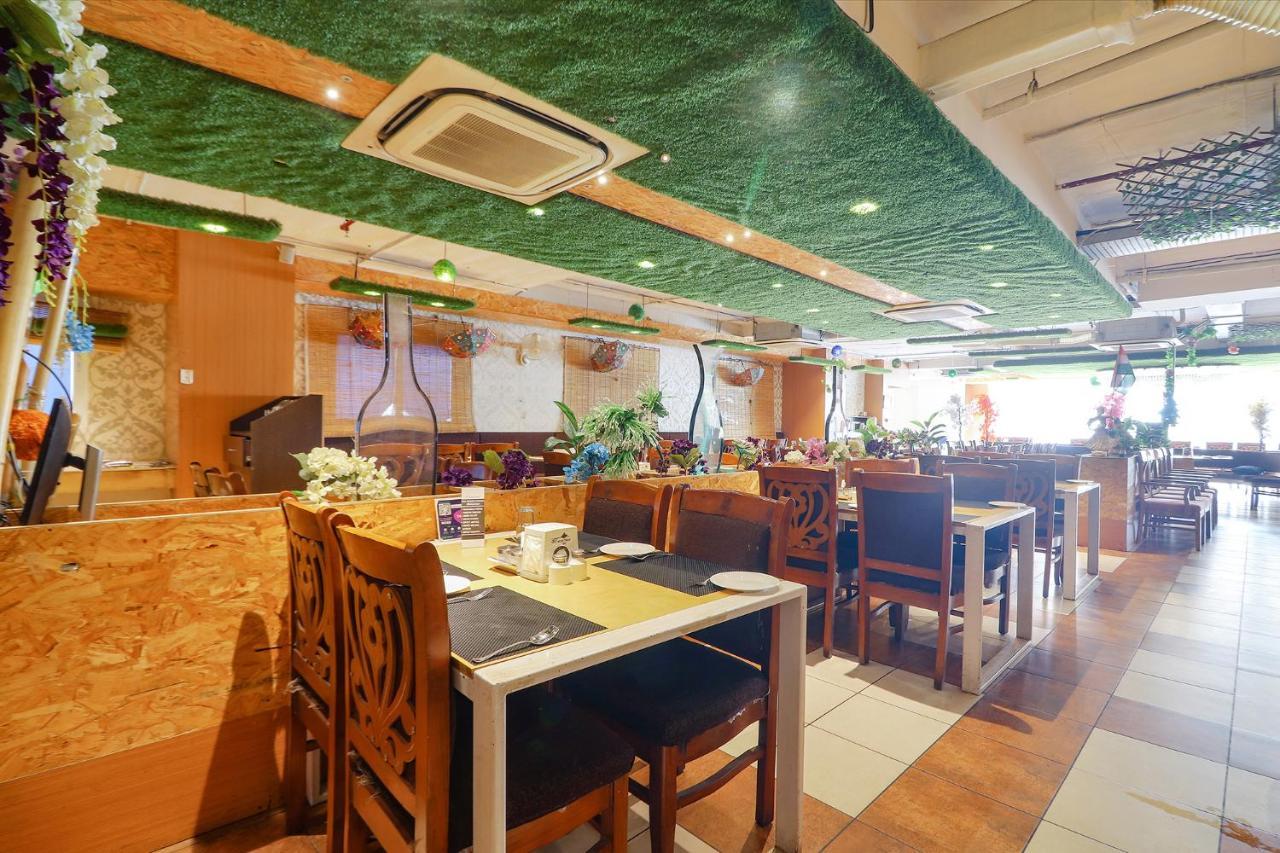 Fabhotel Aamantran & Banquet Halls - Nr Rtc X Roads Metro Station حيدر أباد المظهر الخارجي الصورة